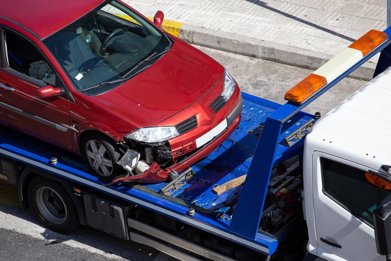 Soluzioni migliori per ritiro e trasporto Auto incidentate